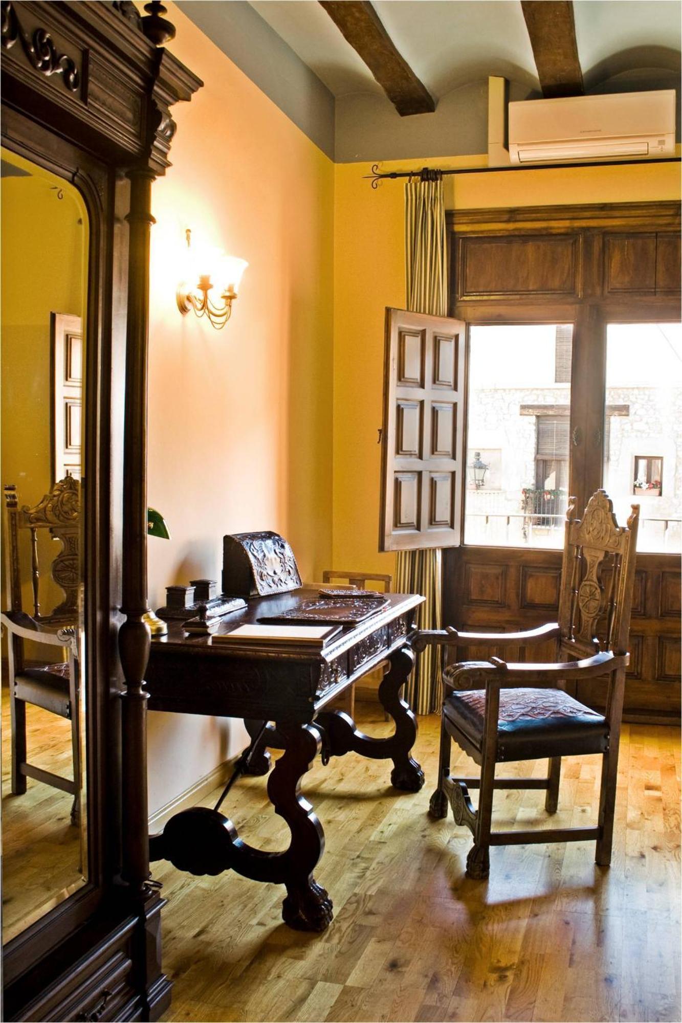 Hotel Los Leones - Adults Only Rubielos De Mora Exterior photo